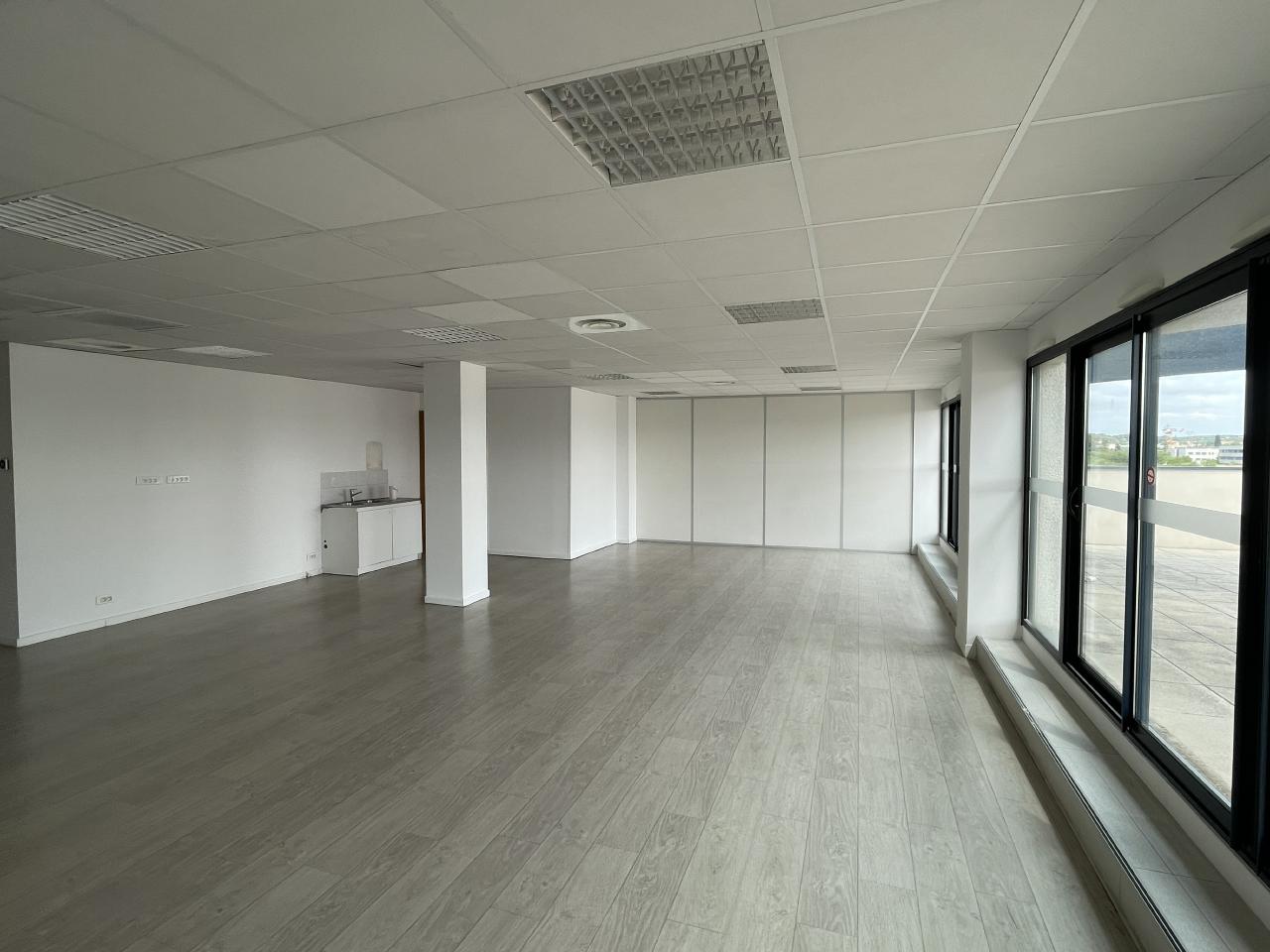 Bureau Montpellier 1240m² Location bureau Montpellier Hérault OLBUR2200645 8